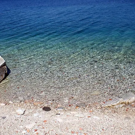 With A Parking Space Mali Iz Apartment *