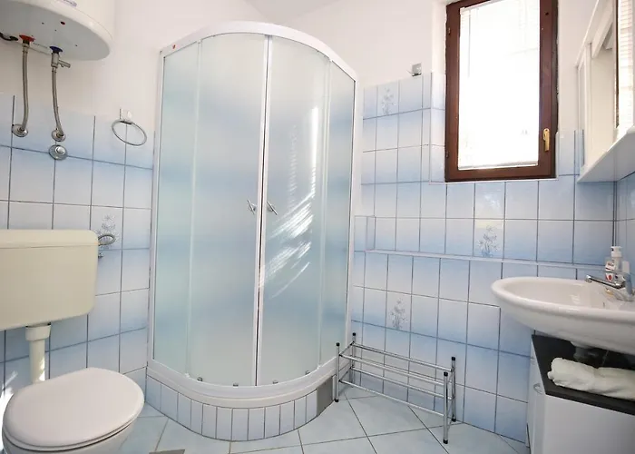 With A Parking Space Mali Iz Вели-Иж